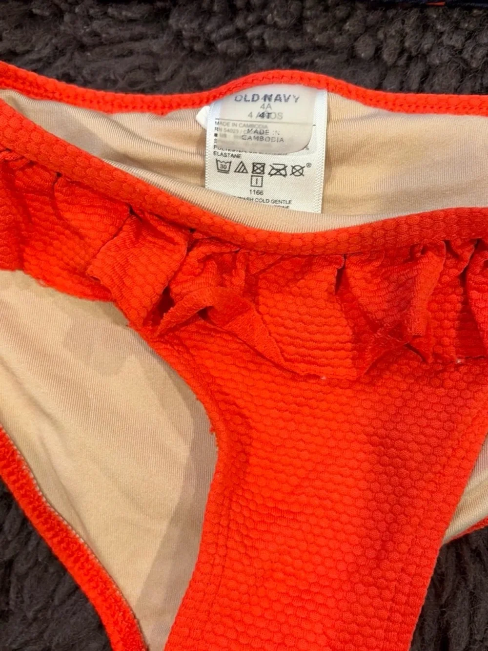 Old Navy Navy Long-Sleeve Strawberry Print Rashguard with Red Bikini Bottoms
